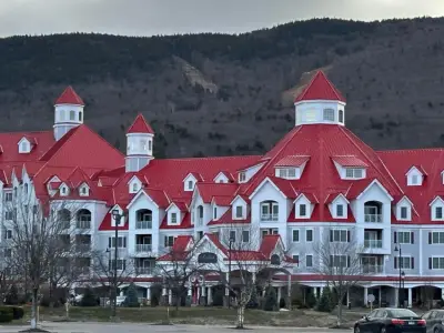 NH has one of the best ski hotels in the U.S., according to USA Today readers