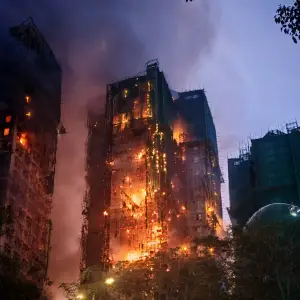 A Hong Kong Fire Survivor’s Escape, in His Own Words