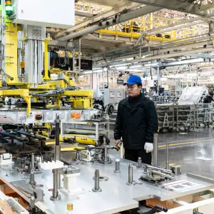 Historic Shift Underway in China’s Economy as Investment Slump Deepens