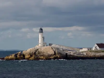 Unidentified person’s body found floating off N.H. coast, police say