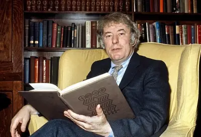 In ‘The Poems of Seamus Heaney’ the Irish Bard Proves Himself the Peer of Yeats and Joyce