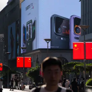 China’s Weak Currency Is Powering Its Exports and Drawing Criticism