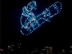 Holiday Drone Show illuminates Boston Common